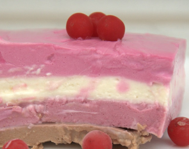 1. Этап. Парфе из сметаны: Приятного аппетита!