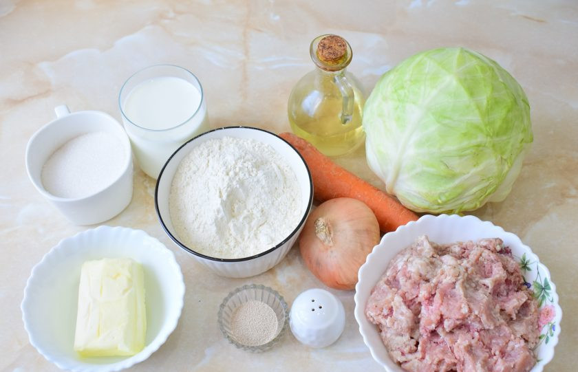 1. Этап. Бабушкины пуховые пирожки: Для приготовления пирожков подготовьте необходимые ингредиенты.