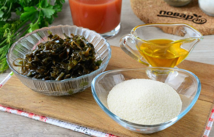 1. Этап. Икра из манки и морской капусты: Подготовьте все ингредиенты по списку для приготовления икры из манки и морской капусты.