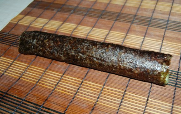 1. Этап. Диетические роллы: Скручиваем роллы, закрепив 