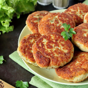 Рыбные котлеты в панировке