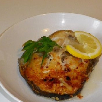 Стейк трески в мультиварке