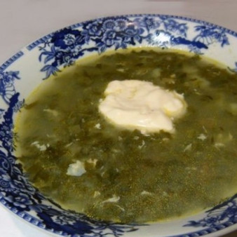 Суп из консервированного щавеля