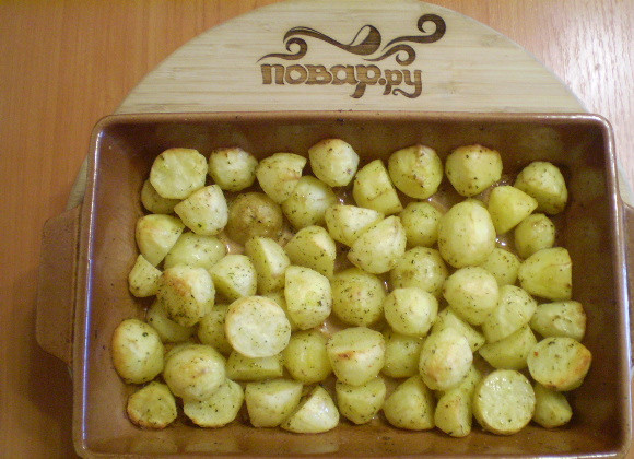 1. Этап. Картофель кусочками в духовке: Картофель кусочками готов!