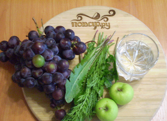 1. Этап. Зеленый коктейль для похудения: Все ингредиенты вымыть, дать стечь воде.