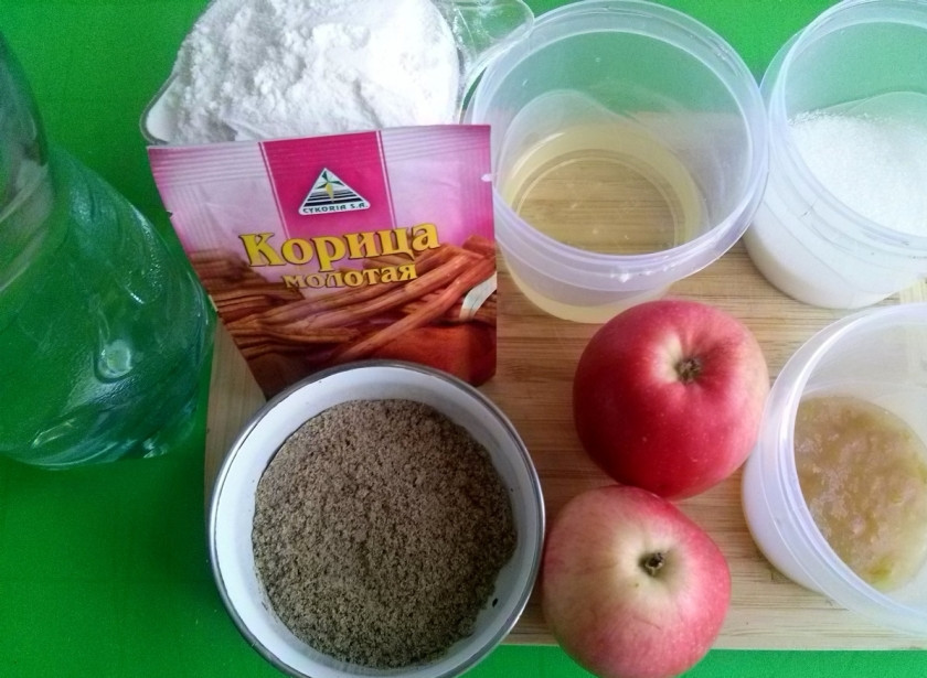 1. Этап. Вегетарианская шарлотка без яиц: Подготовьте все необходимые ингредиенты.