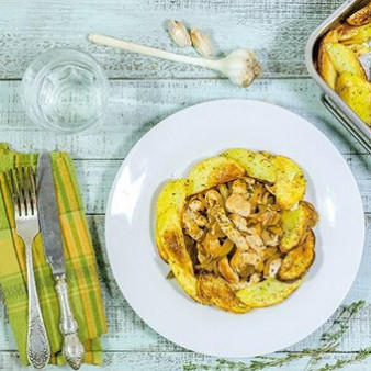 Азу из индейки на сковороде