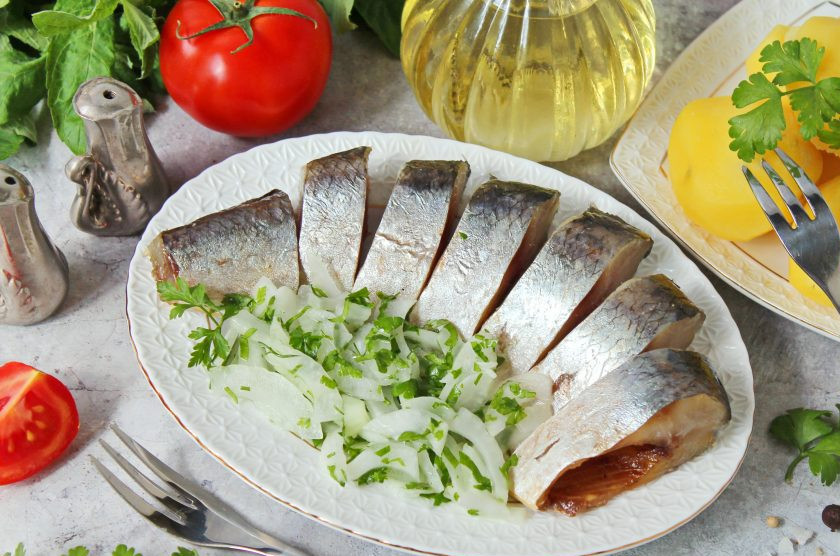 1. Этап. Сельдь специального посола: Приятного аппетита!