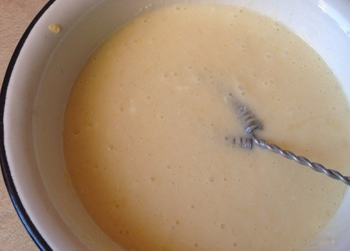 1. Этап. Кекс простой в формочке: И опять все перемешаем до однородности.