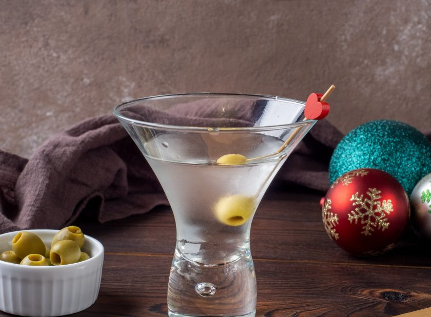 1. Этап. Коктейль Мартини с водкой: Приятного вечера!