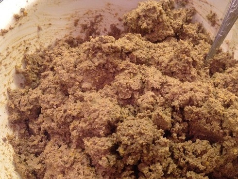 1. Этап. Печеночный паштет на зиму в банках: Все ингредиенты перемешиваем в однородную массу .