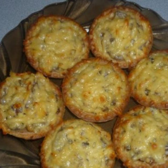 Жульен в тарталетках в микроволновке