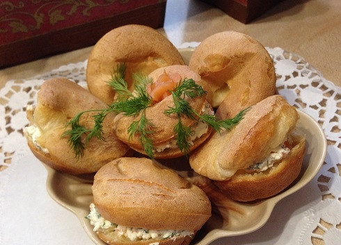 1. Этап. Поповеры с лососем и творогом: 13. Великолепная закуска готова!