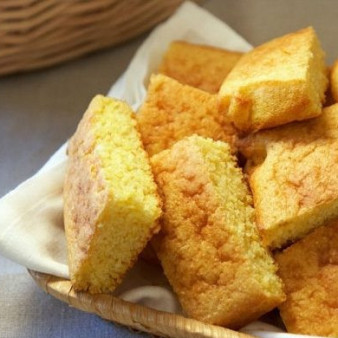 Кукурузный хлеб в мультиварке