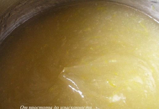 1. Этап. Торт Дыня и лимон: Поставьте смесь на небольшой огонь, помешивая, доведите до кипения, смесь загустеет. Остудите.