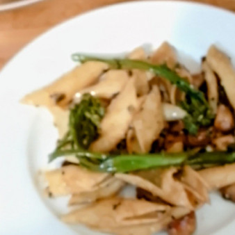 Лапша с грибами в мисо соусе