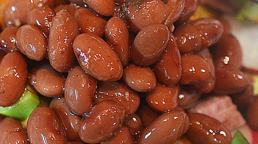 1. Этап. Овощная кесадилья с красной фасолью: 7. Затем — фасоль.