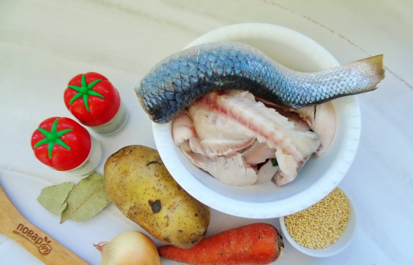 1. Этап. Белая уха: Подготовьте ингредиенты для приготовления ухи.