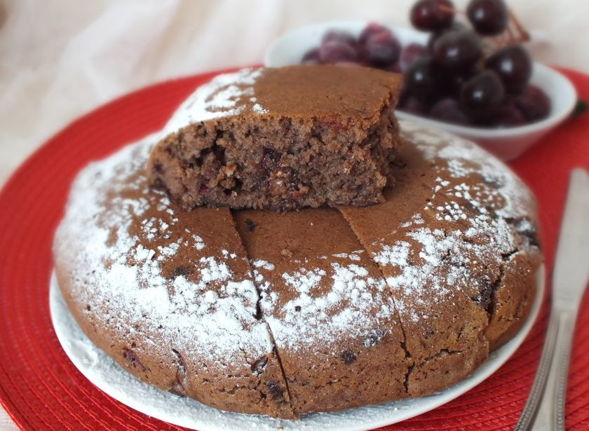 1. Этап. Кекс с вишней в мультиварке: Приятного чаепития!