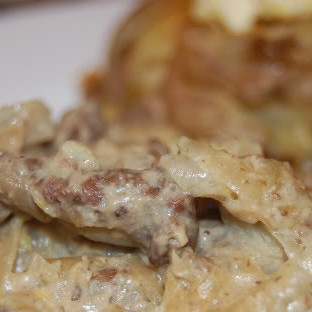 Говядина в сливочном соусе