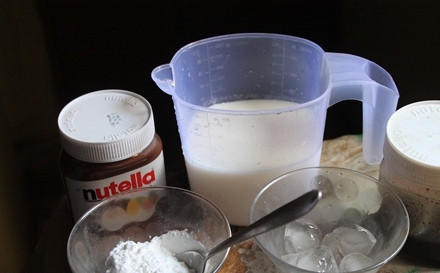 1. Этап. Милкшейк с Нутеллой: 1. Наш небольшой набор продуктов.