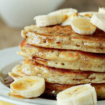 Банановые панкейки