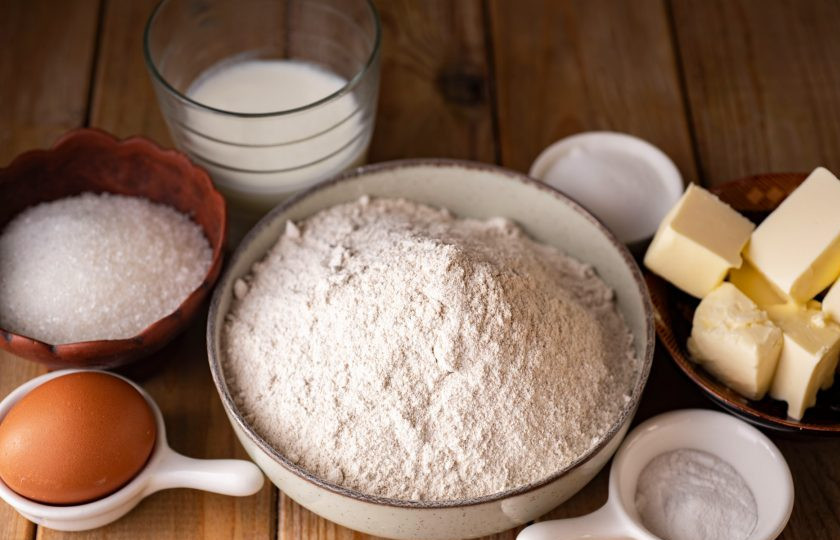 1. Этап. Ржаное печенье: Все ингредиенты выложите на стол перед началом приготовления.