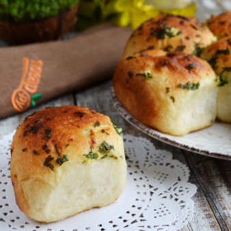 Сырные булочки с мясной начинкой