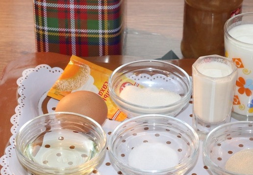 1. Этап. Пирожки «Придорожные»: 1. Продукты для приготовления теста комнатной температуры.