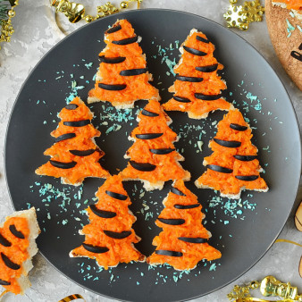 Брускетты Елочки на Новый год Тигра