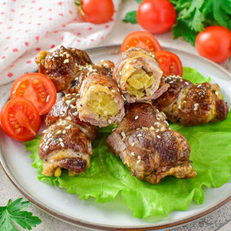 Мясные рулетики На один зубок