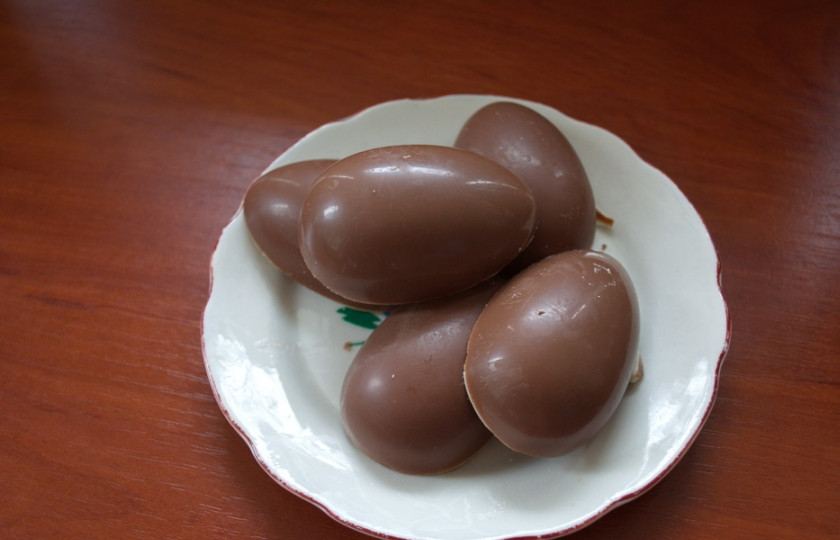 1. Этап. Горячий шоколад из Киндера: Подготовьте 