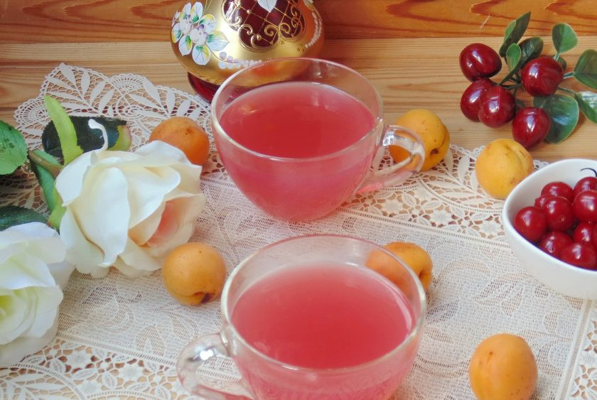 1. Этап. Кисель из вишен и абрикосов: Ароматный, полезный и вкусный кисель готов.