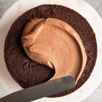Chocolate Frosting with Chocolate Chips