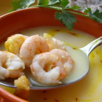 Суп из креветок с грибами