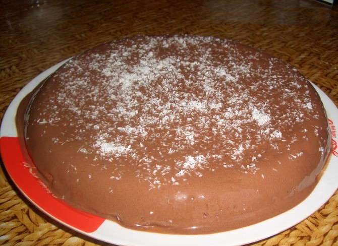 1. Этап. Пирог из киселя: Пирог можно смазать вареной сгущенкой или, если вы не любитель очень сладкого, кисловатым вареньем.