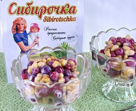 1. Этап. Десерт Сибирочка: Разложить по маленьким креманкам/стаканчикам и сразу подавать.