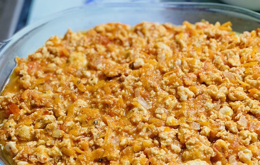 1. Этап. Кабачковая лазанья с фаршем и соусом бешамель: 2 слой, кабачок/цуккини, фарш, соус бешамель