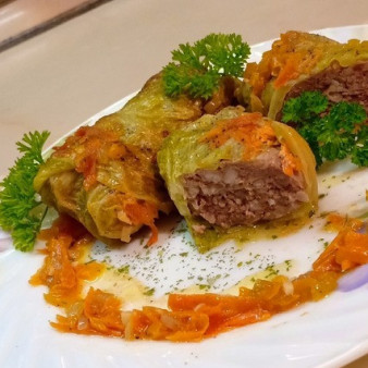 Нежные голубцы из савойской капусты