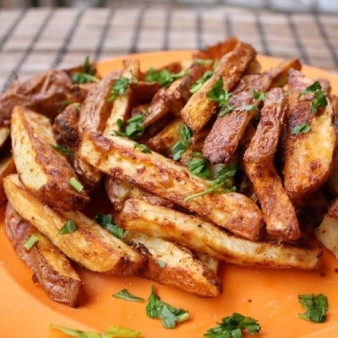 Запеченный картофель в соусе