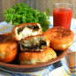 Пирожки с баклажанами, грибами и мясом