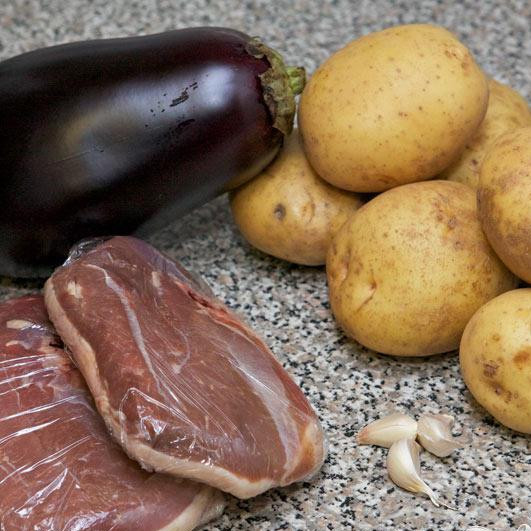 1. Этап. Тушенная утка с баклажанами и картофелем: Ингредиенты.