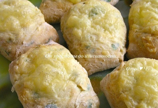 1. Этап. Сырный содовый хлеб: Выпекайте при 250*С 10 минут, затем снизьте температуру до 200*С и выпекайте еще около 10 минут.