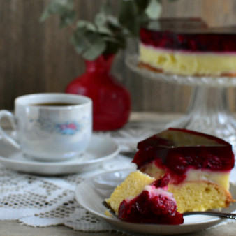 Тирольский пирог с вишней