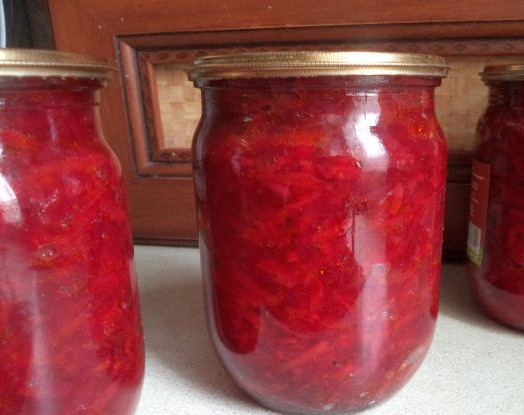 1. Этап. Cолянка из свеклы на зиму: 4. Вот и все! Раскладываем по стерильным банкам и закрываем на зиму!