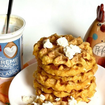 Тыквенные вафли с сыром фета