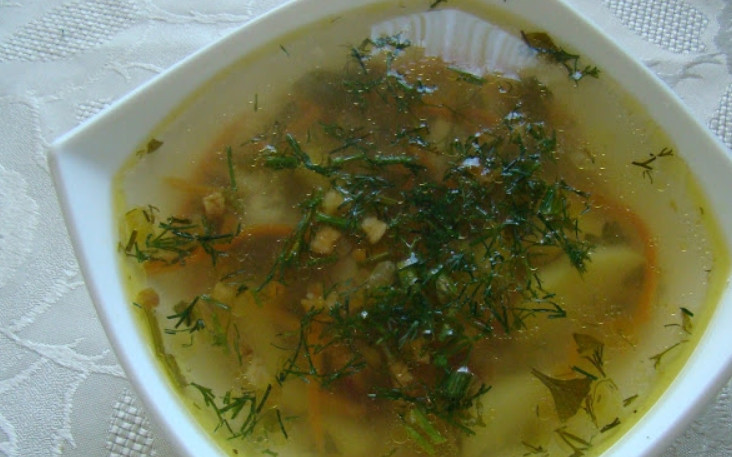 1. Этап. Суп с куриными потрохами: Перед подачей к столу настаиваем суп под крышкой 15 минут. Приятного аппетита!