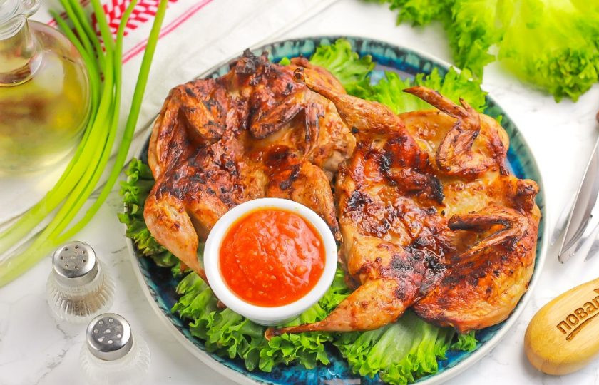 1. Этап. Перепелки в аэрогриле: Выложите аппетитные перепела из аэрогриля на тарелку и подайте к столу с соусом, салатом, любым другим гарниром. Приятного вам аппетита!