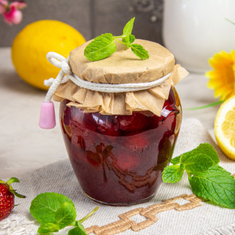 Варенье из клубники с лимоном и мятой