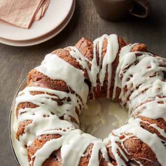 Cinnamon Roll Monkey Bread